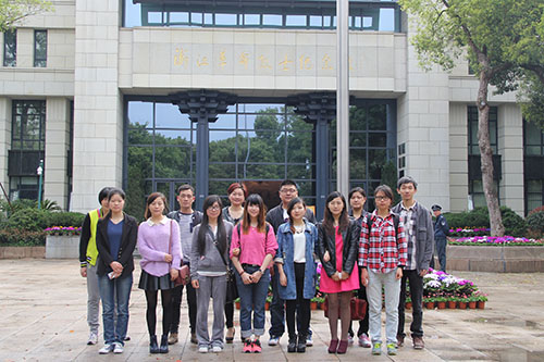 20140328建華文創(chuàng)園黨支部清明節(jié)祭掃云居山革命烈士墓 (3).jpg 20140328建華文創(chuàng)園黨支部清明節(jié)祭掃云居山革命烈士墓 (3).jpg