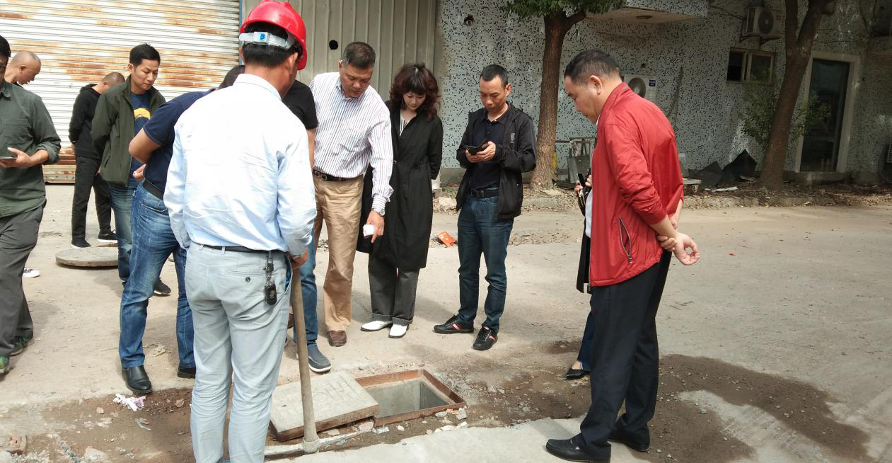 建華科技產(chǎn)業(yè)園“污水零直排”              推進(jìn)工作，實(shí)地勘察2.png